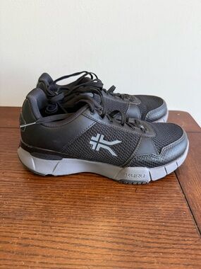 KURU Quantum 2.0 Black Gray walking Sneakers women’s 8